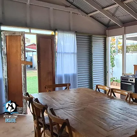 3 Bedroom Little Addis Cottage In Historic Kalgoorlie Exterior photo